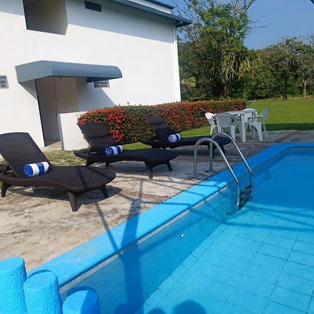 פלנקה Hotel Los Leones מראה חיצוני תמונה